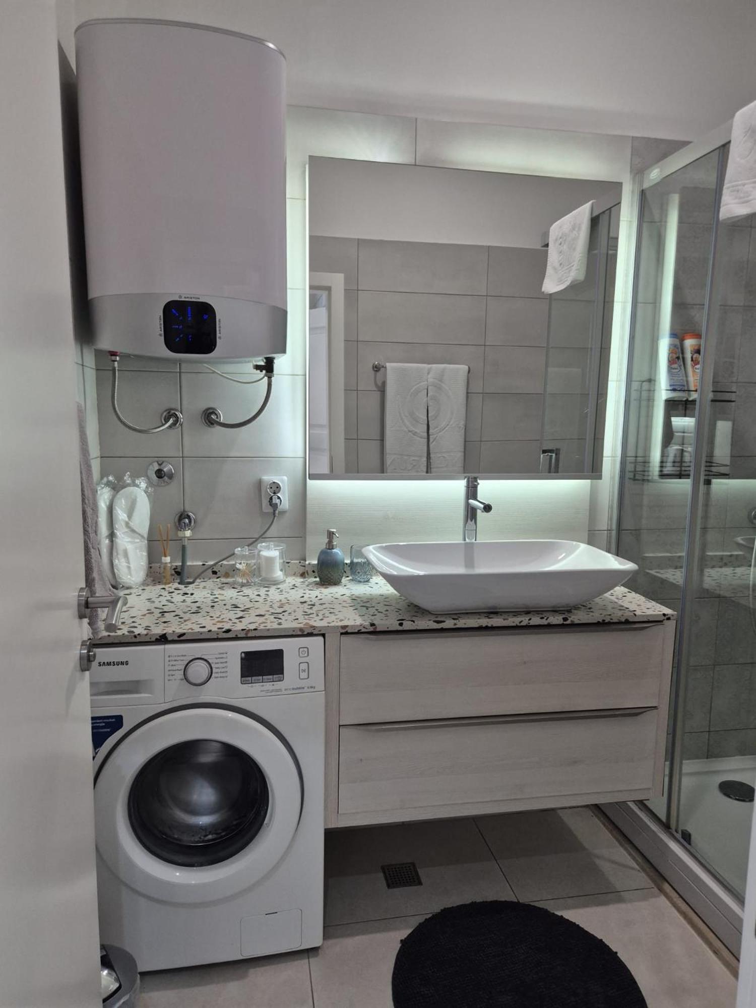 Boulevard Apartments Sarajevo Luaran gambar